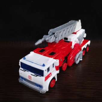 Фигурка Transformers Селектс Вояджеры Артфайер F18155L0: отзыв пользователя Детский Мир
