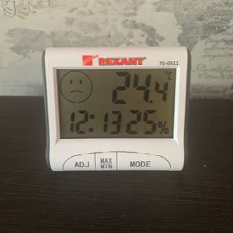 Цифровая метеостанция REXANT комнатная с часами и будильником для измерения температуры и влажности: отзыв пользователя Детский Мир