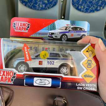 Машина Технопарк Lada Vesta Sw Cross Полиция инерционная 270425: отзыв пользователя Детский Мир