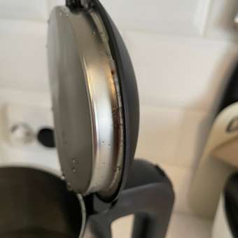 Чайник электрический BBK EK1809S нержавеющая сталь/черный 1.8 л: отзыв пользователя Детский Мир