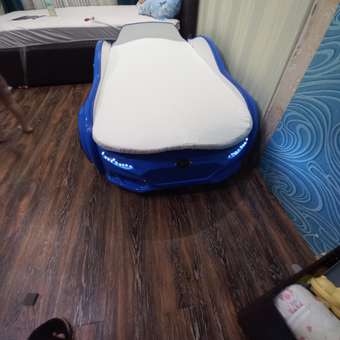 Детская кровать машина Baby ДМ ROMACK голубая 150х70 см с подсветкой фар и матрасом: отзыв пользователя Детский Мир