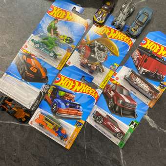 Автомобиль Hot Wheels без механизмов в ассортименте: отзыв пользователя ДетМир