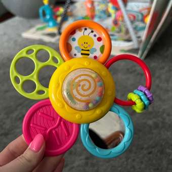 Игрушка BabyGo погремушка Ромашка: отзыв пользователя Детский Мир