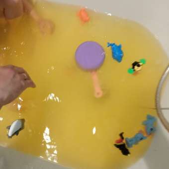 Бомбочка для ванны TURANICA Шарик мандариновая фиеста 120г: отзыв пользователя Детский Мир