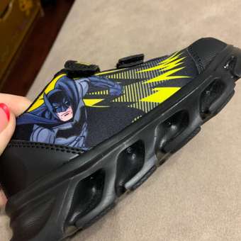 Кроссовки Batman с подсветкой: отзыв пользователя Детский Мир