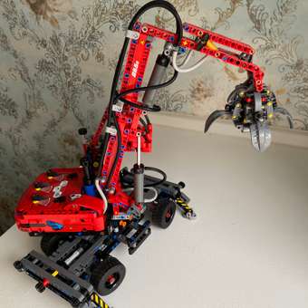 Конструктор LEGO Technic Погрузчик 42144: отзыв пользователя Детский Мир