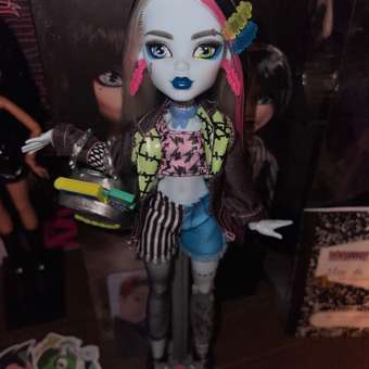 Кукла Monster High Core Doll Фрэнки (Обновление) HXH73: отзыв пользователя Детский Мир