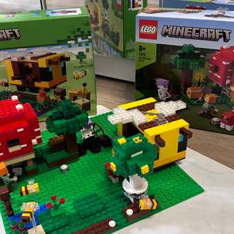 Конструктор LEGO Minecraft Пчелиный коттедж 254 дет.: отзыв пользователя Детский Мир