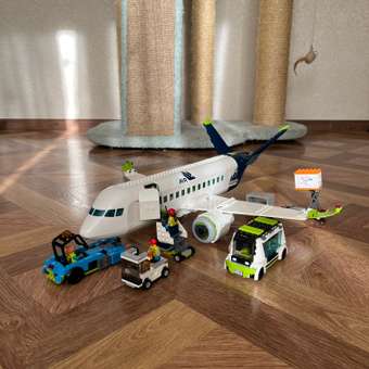 Конструктор LEGO City Passenger Airplane: отзыв пользователя Детский Мир
