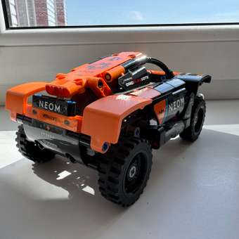 Конструктор LEGO Technic Гоночный автомобиль NEOM McLaren Extreme E 42166: отзыв пользователя Детский Мир