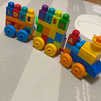 Конструктор блочный Mega Bloks Обучающий поезд Алфавит 50 деталей FWK22: отзыв пользователя Детский Мир