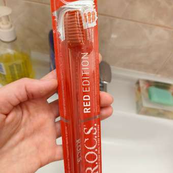Зубная щетка ROCS Red Edition Classic средняя Красная 08-01-221: отзыв пользователя Детский Мир