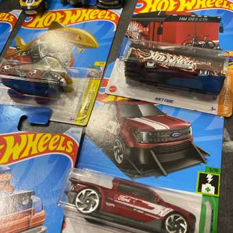 Автомобиль Hot Wheels без механизмов в ассортименте: отзыв пользователя ДетМир