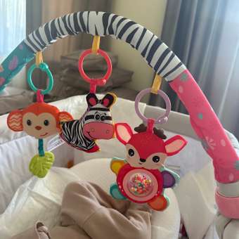Дуга игровая с игрушками Zeimas Обезьянка музыкальная развивающая подвеска на коляску и кроватку: отзыв пользователя Детский Мир