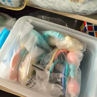 Погремушки-прорезыватели KUNDER развивающие игрушки для новорожденного в кейсе 13 шт (0+): отзыв пользователя Детский Мир
