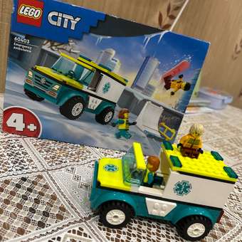 Конструктор LEGO City Скорая помощь и сноубордист 79 дет.: отзыв пользователя Детский Мир