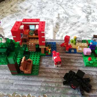 Конструктор LEGO Minecraft Грибной дом 21179: отзыв пользователя ДетМир