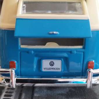 Машина MAISTO 1:24 Volkswagen Van Samba Кремовый/Голубой 31956: отзыв пользователя Детский Мир