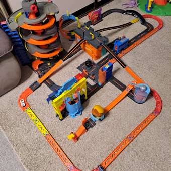 Парковка Hot Wheels Центральная станция: отзыв пользователя ДетМир