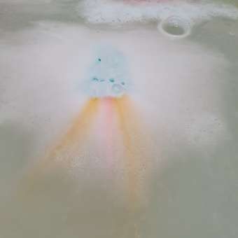 Бомбочка для ванны Laboratory KATRIN с пеной и цветными вставками Плавающая ракета Galaxy Travel 130гр: отзыв пользователя Детский Мир