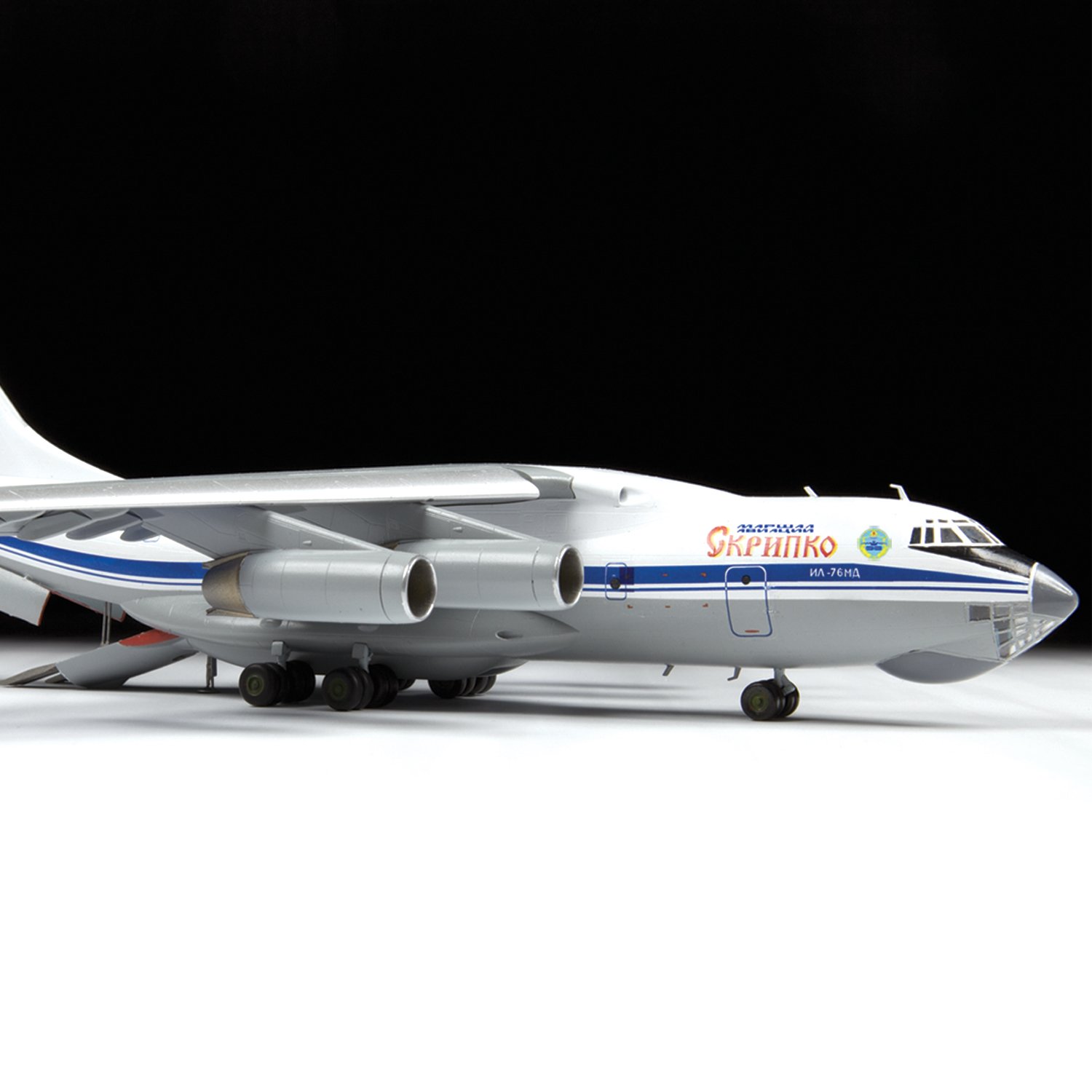 Модель сборная Звезда Самолёт ИЛ-76МД - фото 4