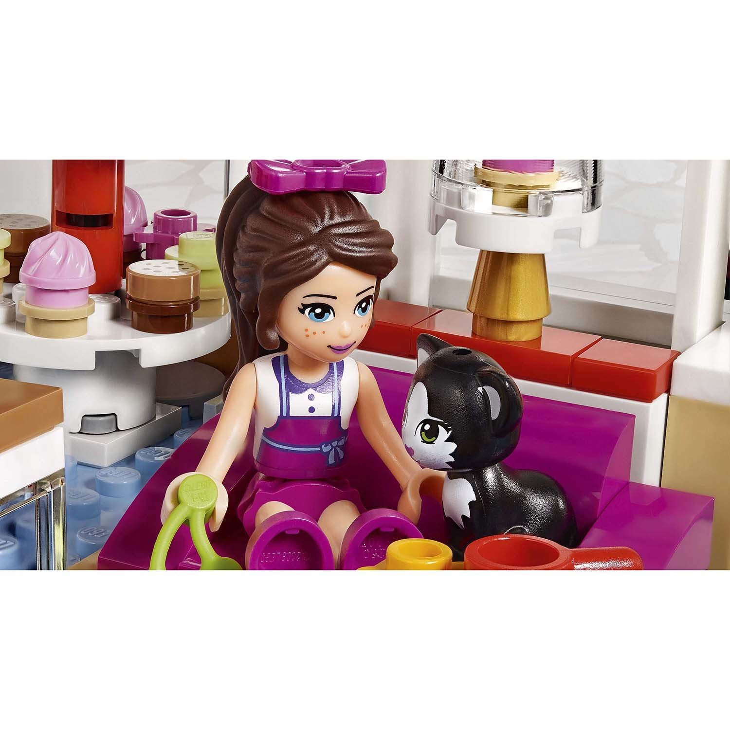 Конструктор LEGO Friends Кондитерская (41119) - фото 11