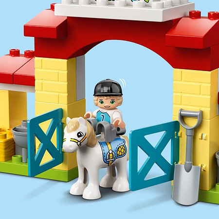 Конструктор LEGO DUPLO Town Конюшня для лошади и пони 10951 - фото 10