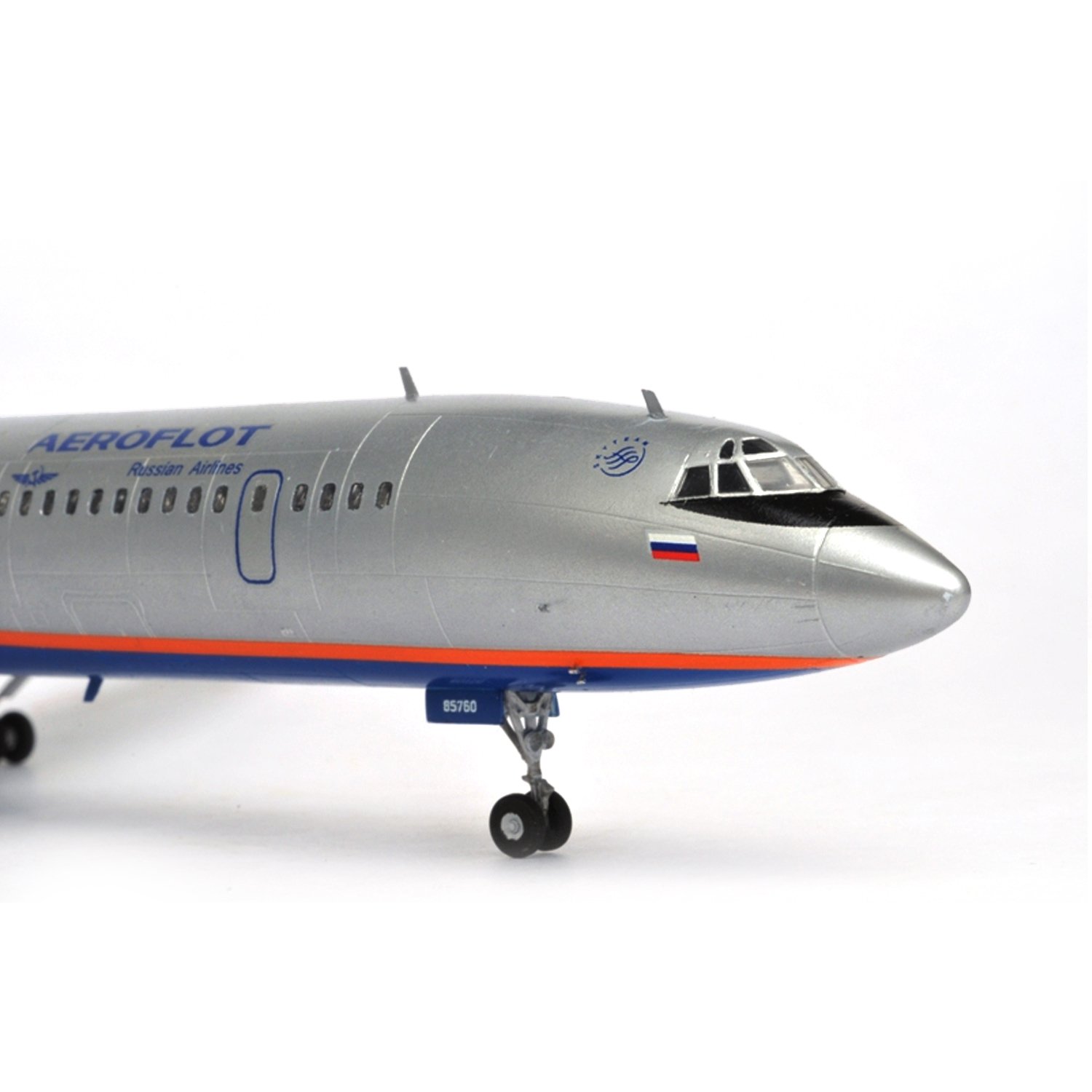 Модель для сборки Звезда Пассажирский авиалайнер Ту-154 - фото 3
