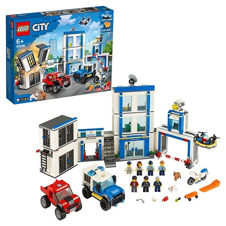 Конструктор LEGO City Police Полицейский участок 60246 - фото 1