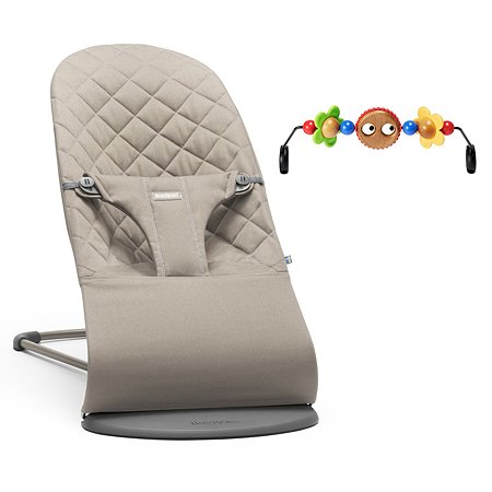 Кресло-шезлонг BabyBjorn и игрушка