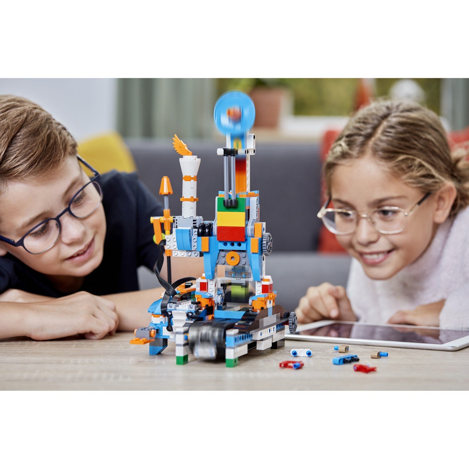 Конструктор LEGO BOOST  Набор для конструирования и программирования (17101) - фото 14