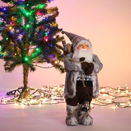 Фигура декоративная BABY STYLE Дед Мороз серый костюм с фонариком 63 см